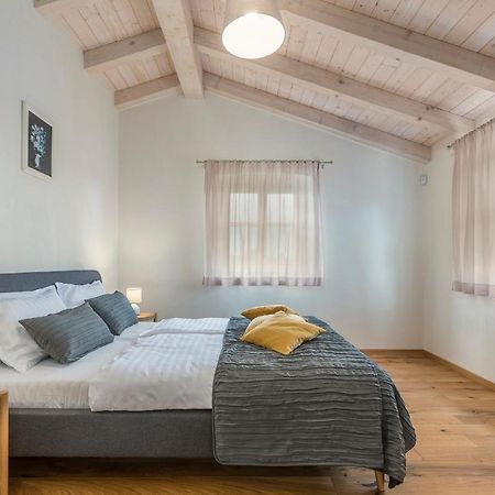 Villa-Osmium Smoljanci Eksteriør billede
